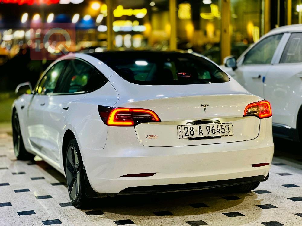 تسلا موديل 3